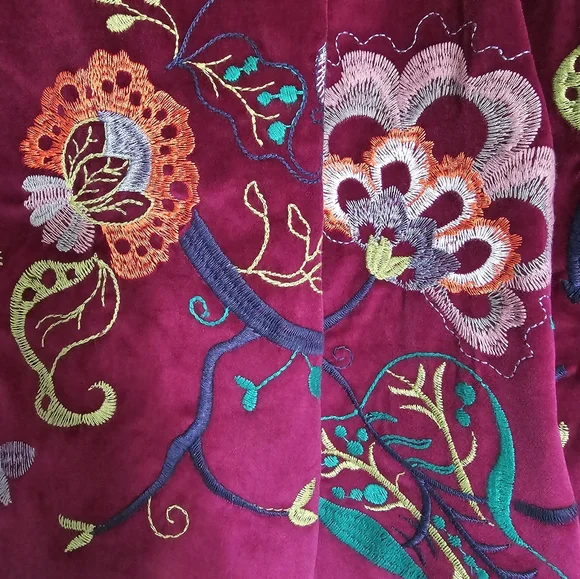 Ivko skirt - Picture 3 of 3